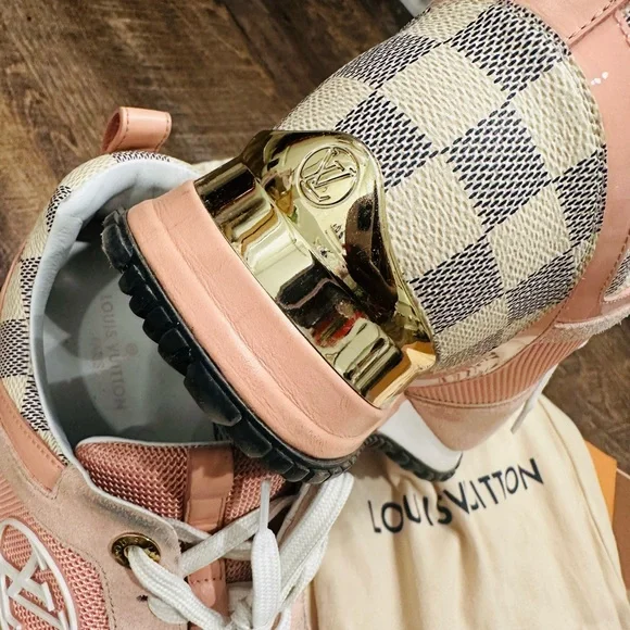 EUC Authentic Louis Vuitton Suede Damier Azur Run Away Sneakers - Picture 5 of 10